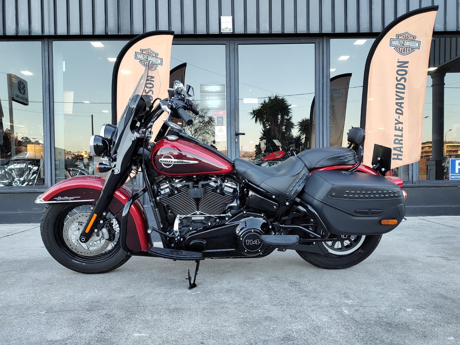 HERITAGE CLASSIC | Ano: 2019 | kms: 4500 | Preço: 25.900€